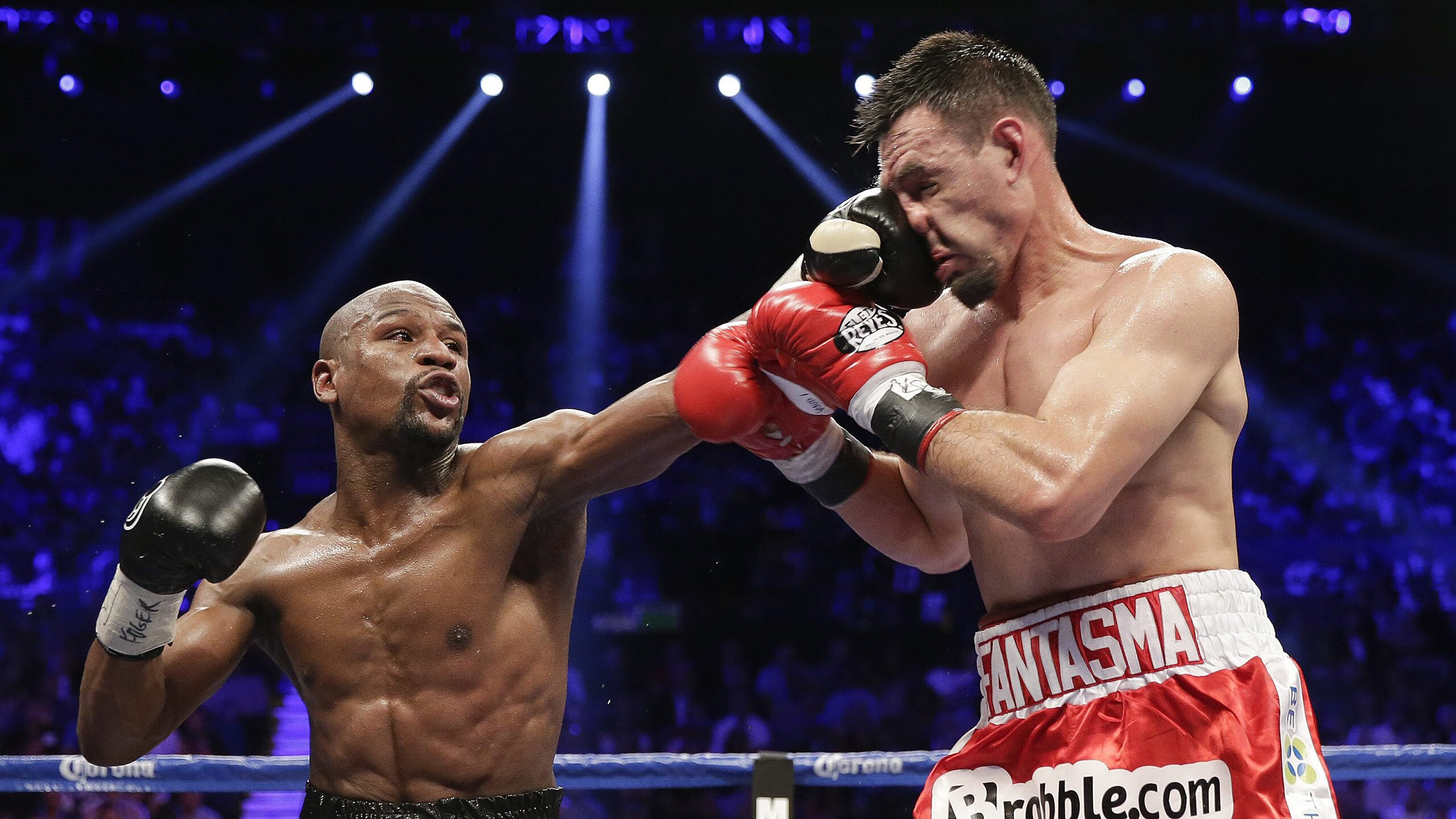 mk体育官方网站-世界杯绝佳瞬间：人们久久难以忘怀的时刻，99世界杯